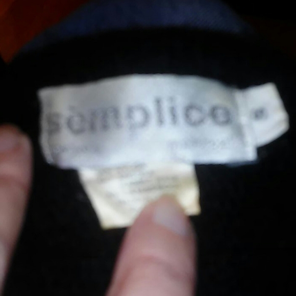 Black fuzzy Semplice sweater with beaded loops - Picture 4 of 4